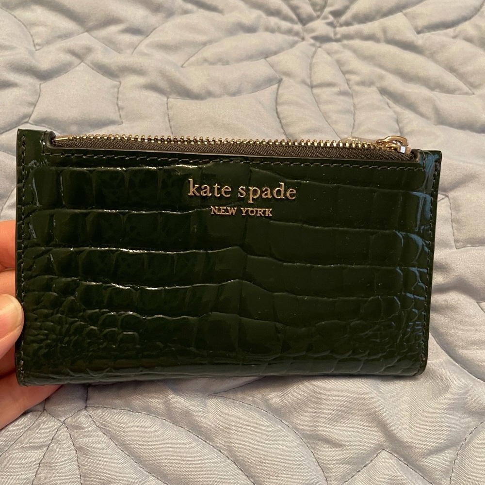 Kate spade bifold wallet